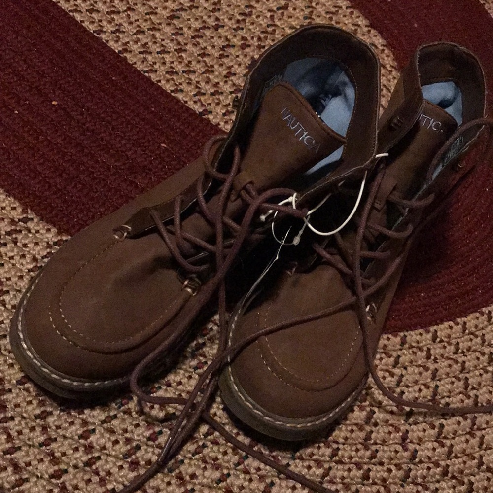 Nautica boots